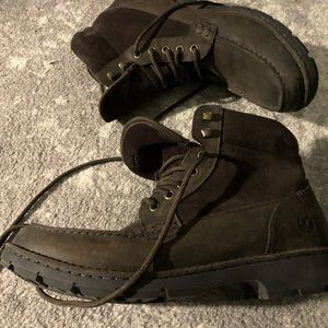 Men’s Brown Nubuck Ugg size 10